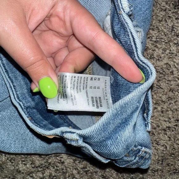 American Eagle Outfitters Blue Boyfriend Jeans Distressed - Picture 3 of 4